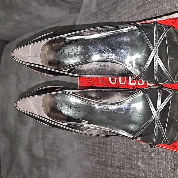 GUESS BY MARCIANO METALLIC Heels - Picture 4 of 5